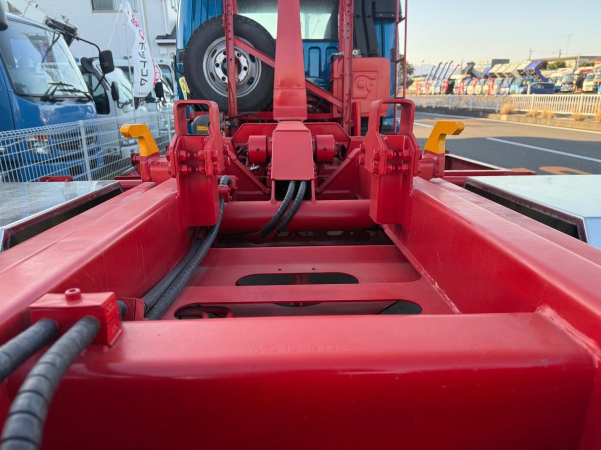 中古コンテナ車 三菱ふそう ファイター