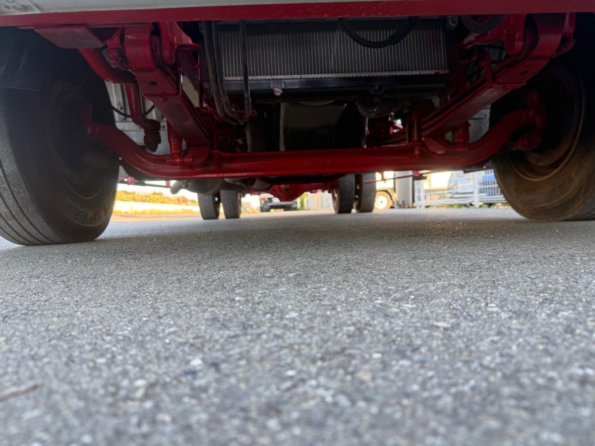 中古コンテナ車 三菱ふそう ファイター