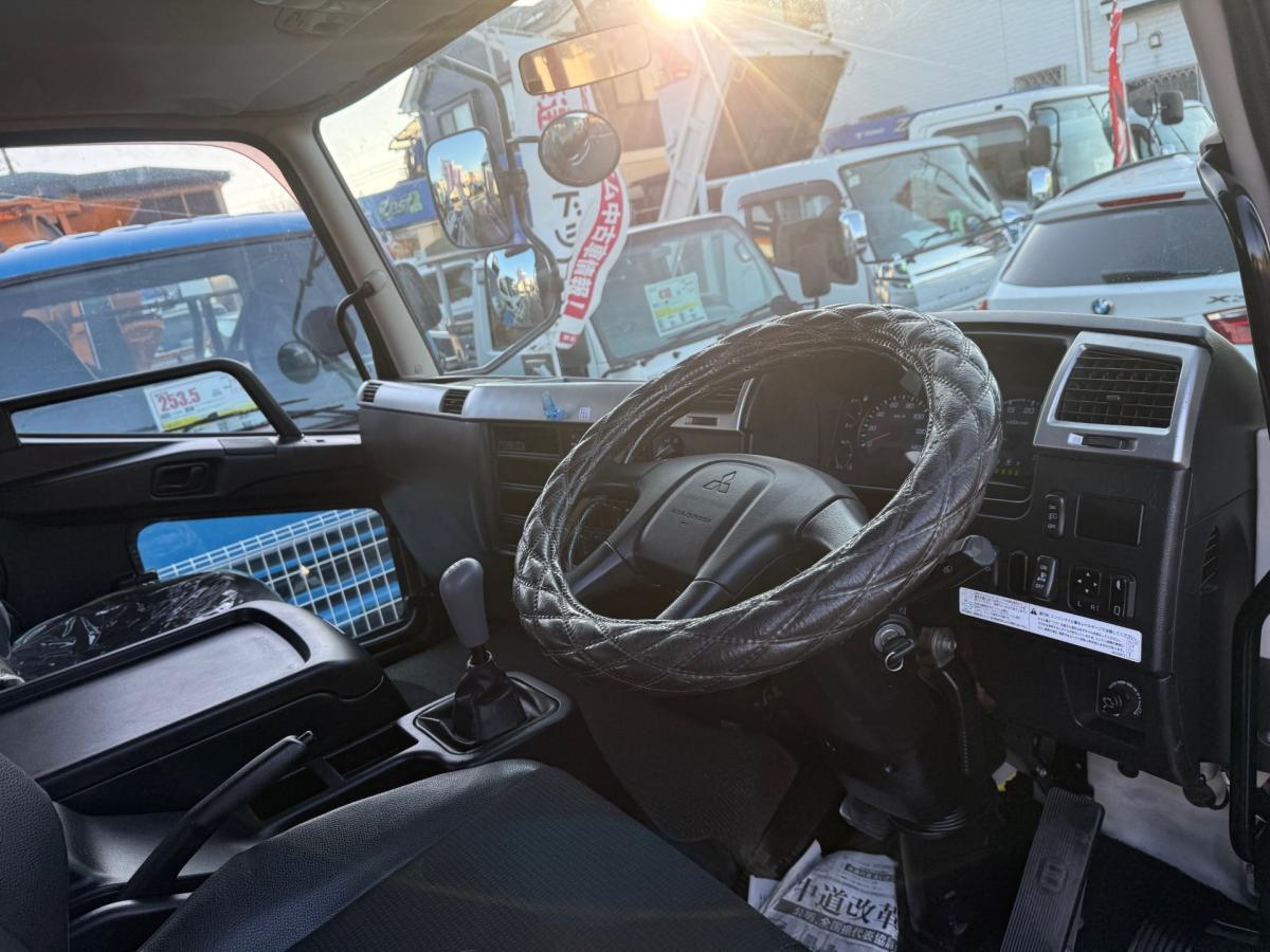 中古コンテナ車 三菱ふそう ファイター