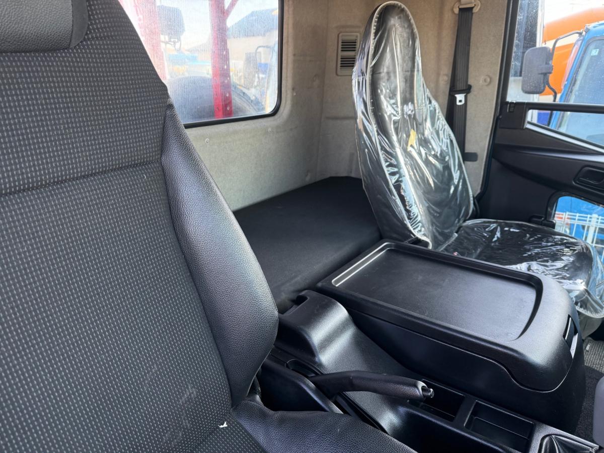 中古コンテナ車 三菱ふそう ファイター