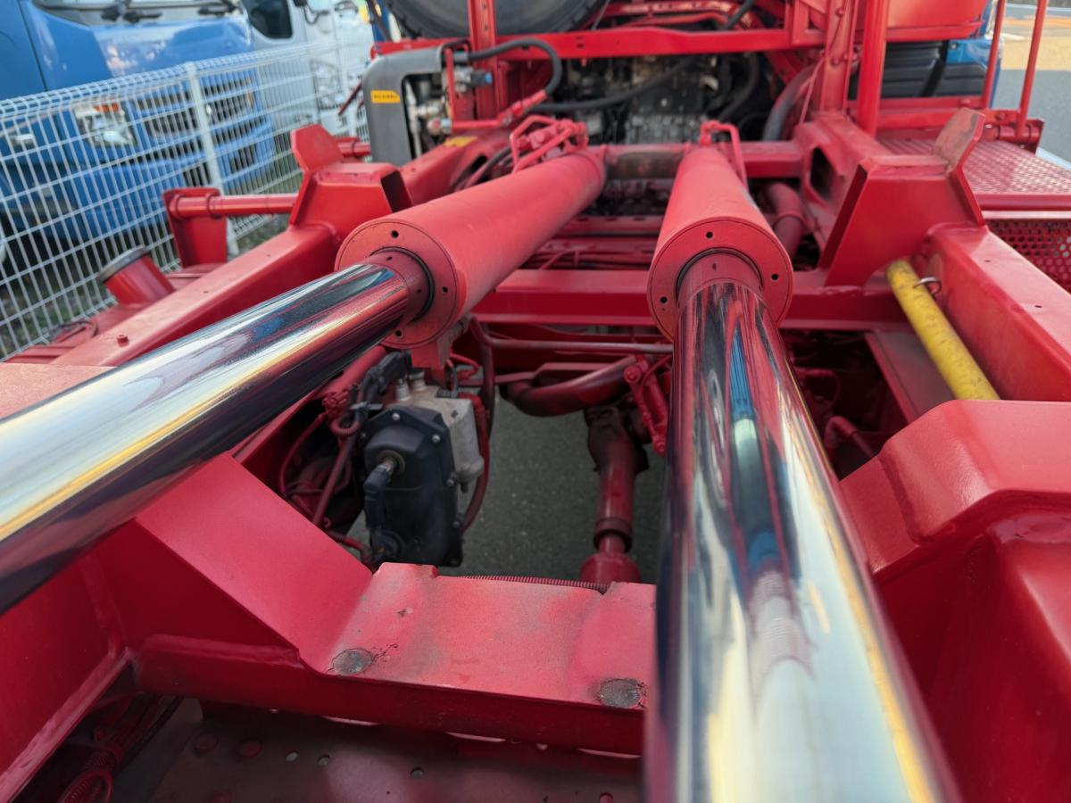 中古コンテナ車 三菱ふそう ファイター