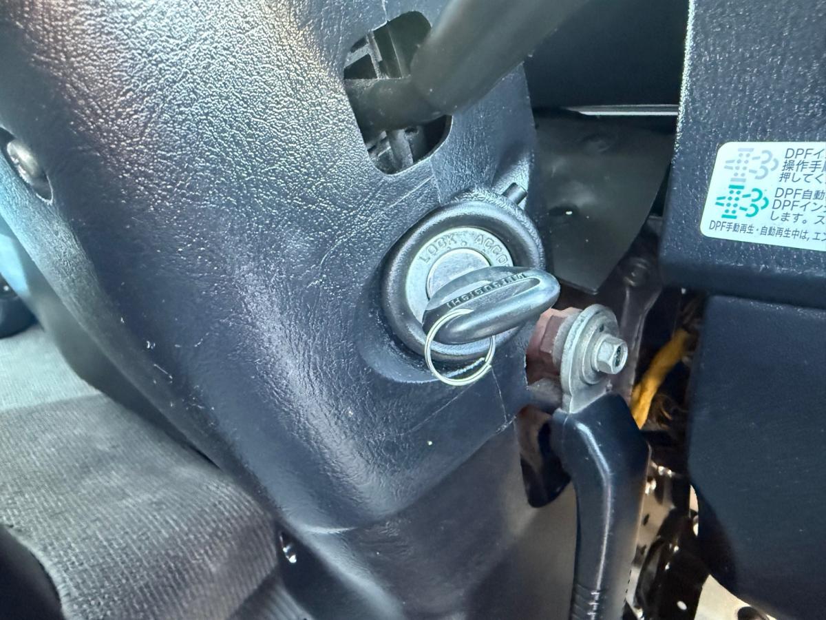 中古コンテナ車 三菱ふそう ファイター