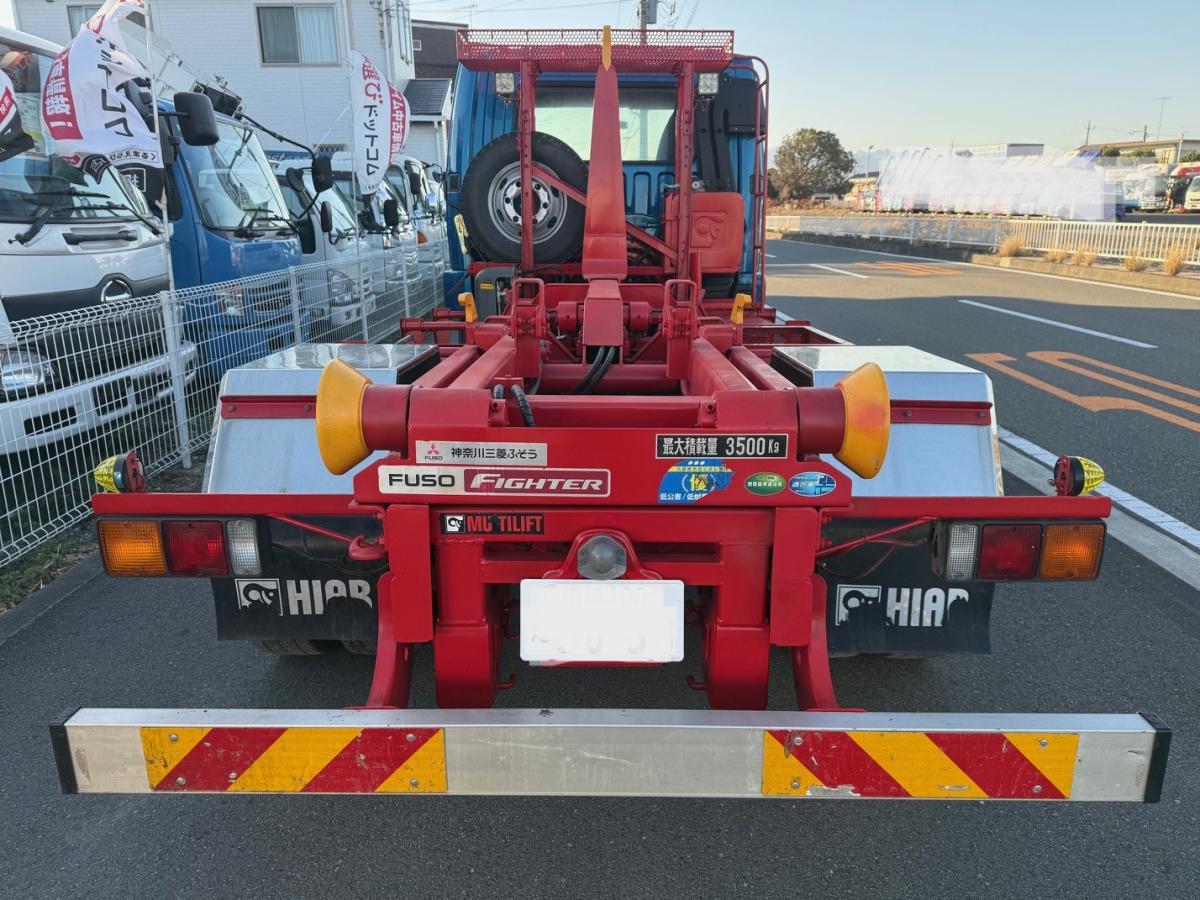 中古コンテナ車 三菱ふそう ファイター