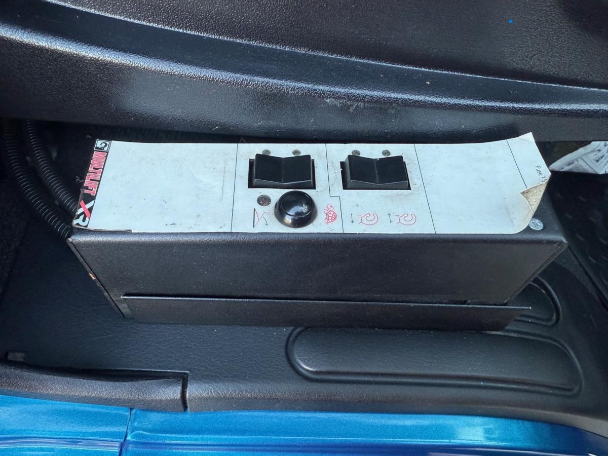 中古コンテナ車 三菱ふそう ファイター