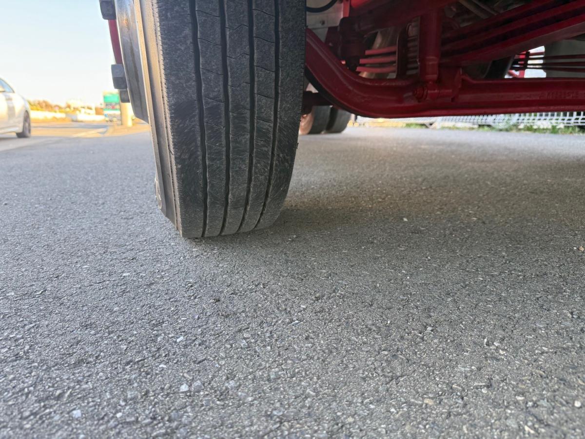 中古コンテナ車 三菱ふそう ファイター