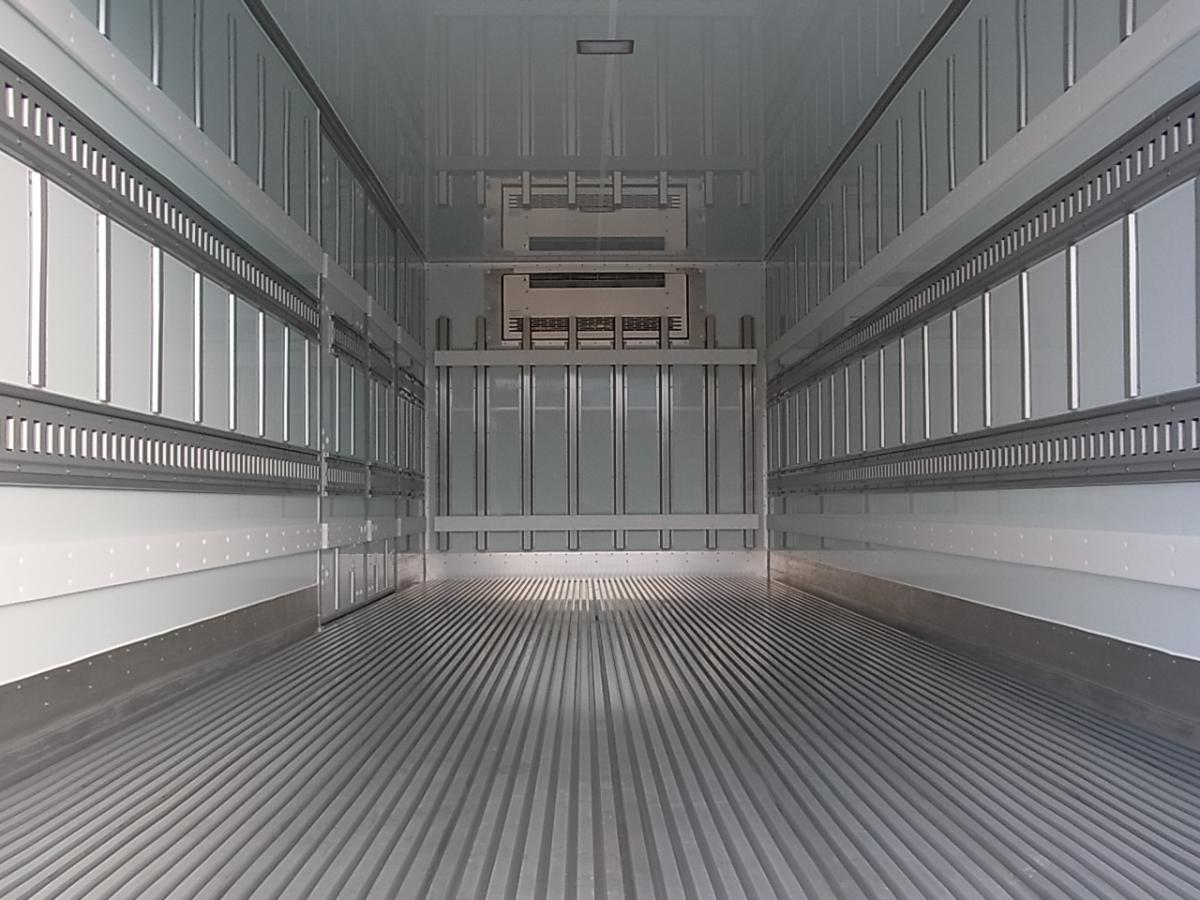 中古冷凍バン 日野 レンジャー