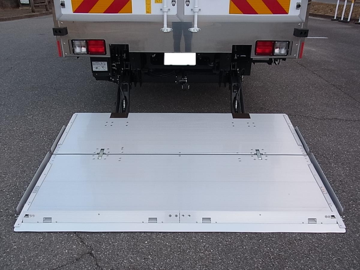 中古冷凍バン 日野 レンジャー