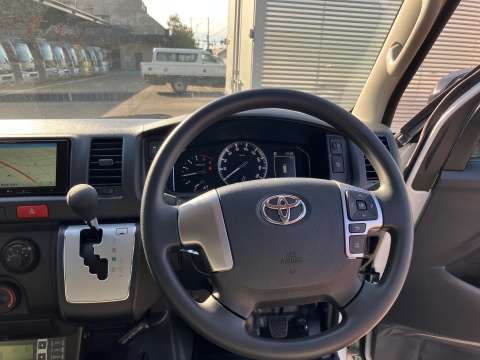 中古冷凍バン トヨタ ハイエース