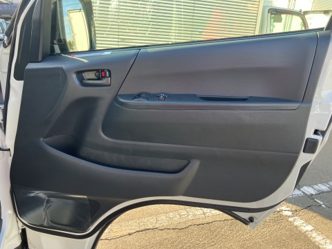 中古冷凍バン トヨタ ハイエース