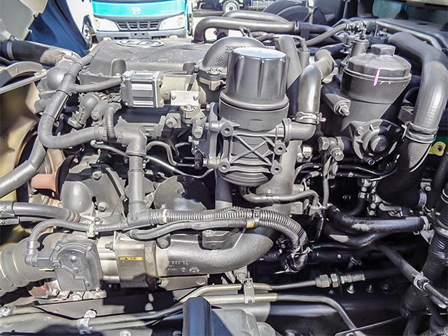 中古平アルミブロック UDトラックス コンドル