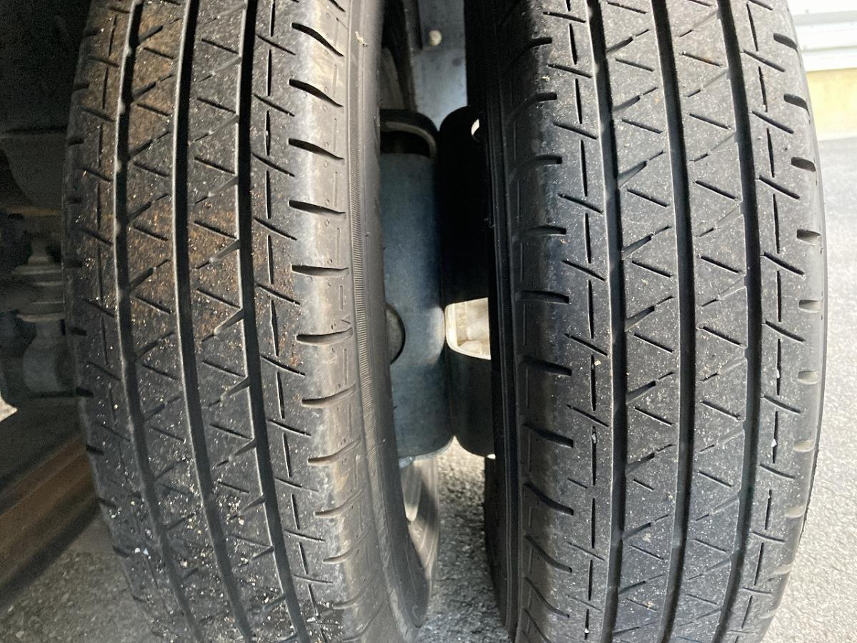 中古幌ウィング ニッサン アトラス