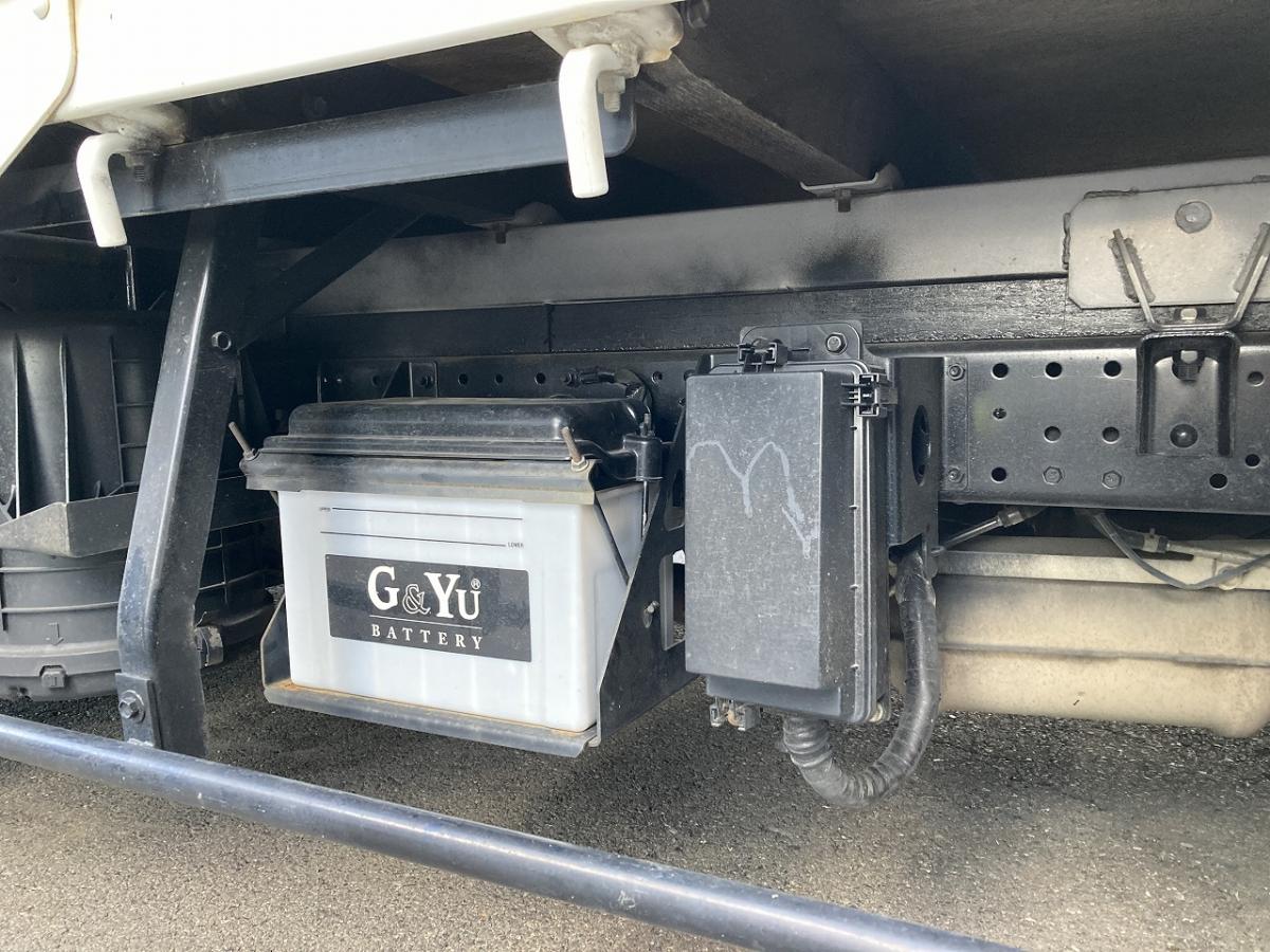 中古幌ウィング ニッサン アトラス