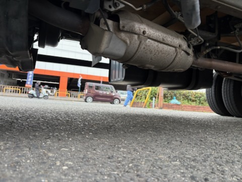 中古幌付き平ボディ ニッサン アトラス