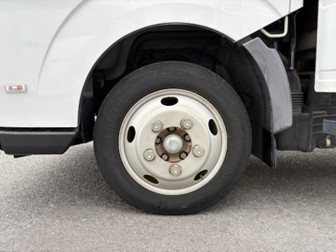 中古幌付き平ボディ ニッサン アトラス