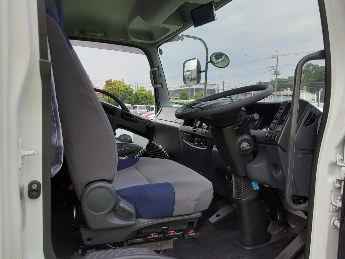 中古幌ウィング いすゞ フォワード