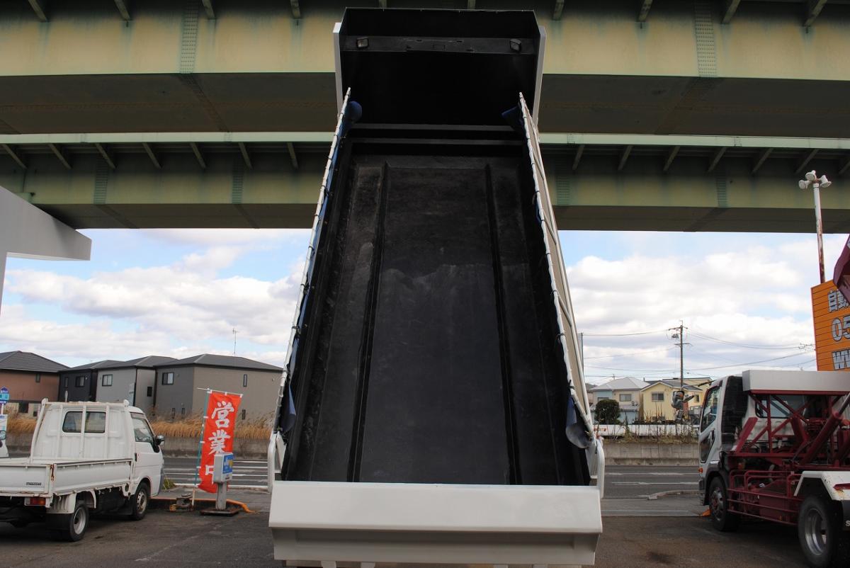 中古ダンプ いすゞ ギガ