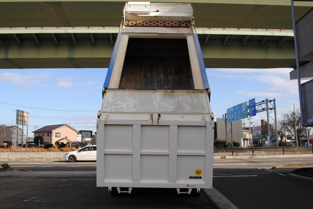 中古深ダンプ 三菱ふそう スーパーグレート