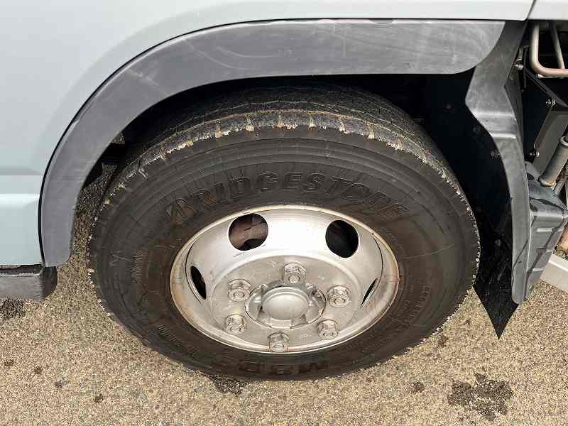 中古幌付き平ボディ 三菱ふそう キャンター