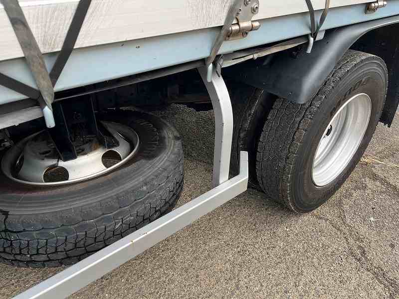 中古幌付き平ボディ 三菱ふそう キャンター