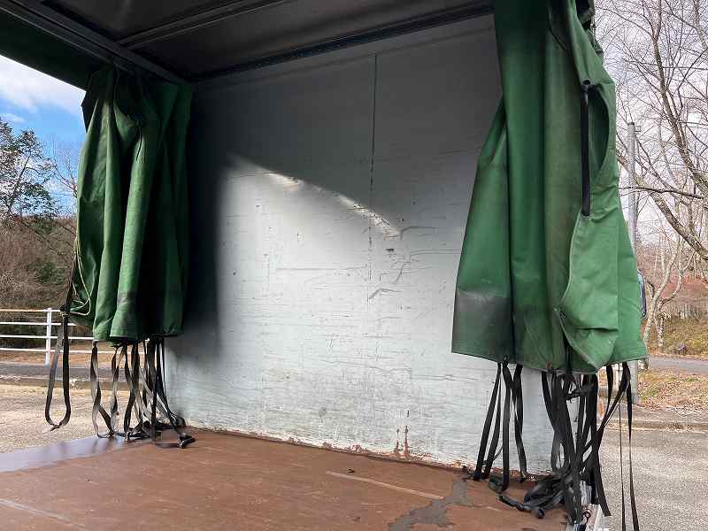 中古幌付き平ボディ 三菱ふそう キャンター