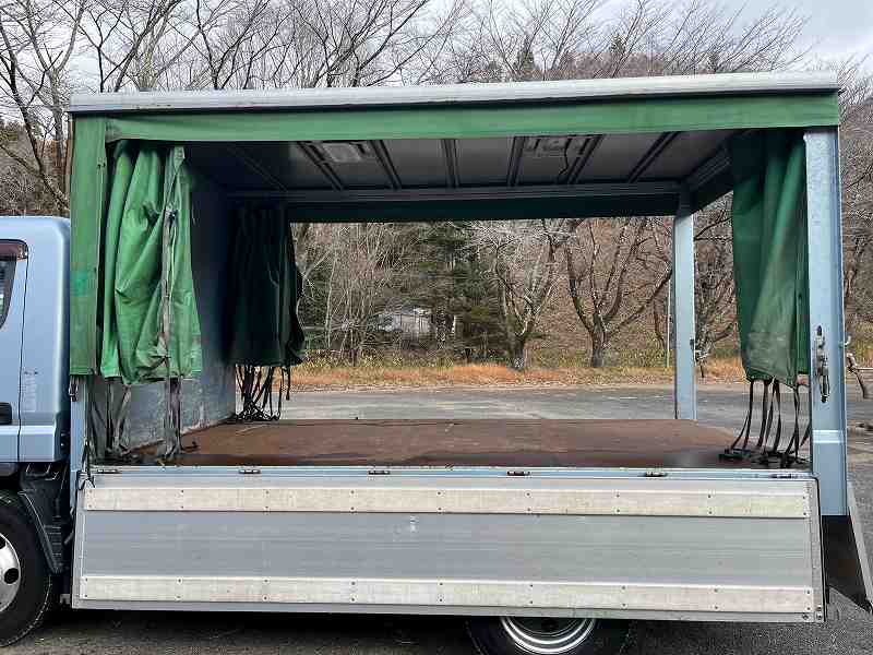 中古幌付き平ボディ 三菱ふそう キャンター