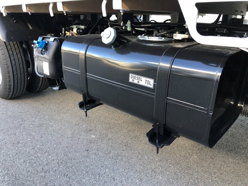 中古平ボディ 三菱ふそう キャンター