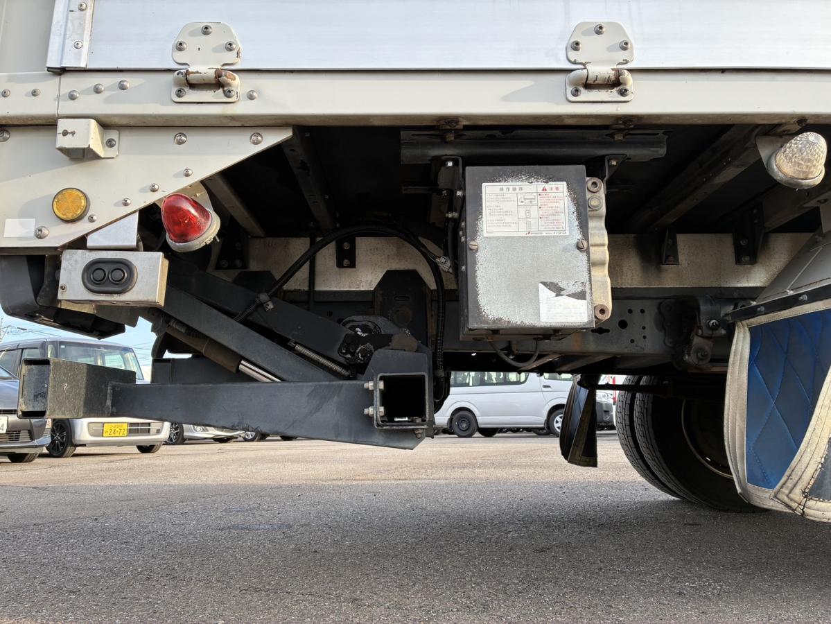 中古冷凍ウィング 三菱ふそう キャンター