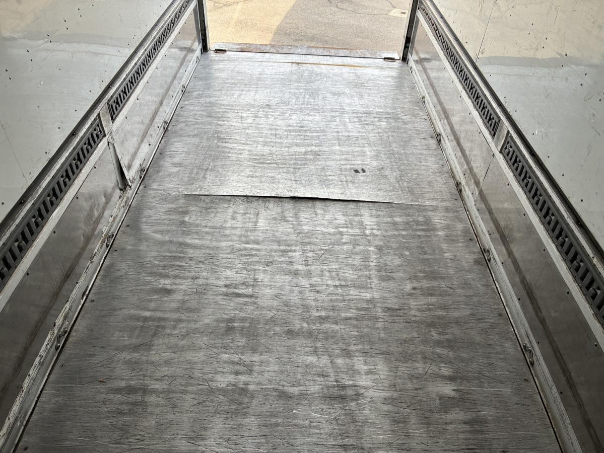 中古冷凍ウィング 三菱ふそう キャンター