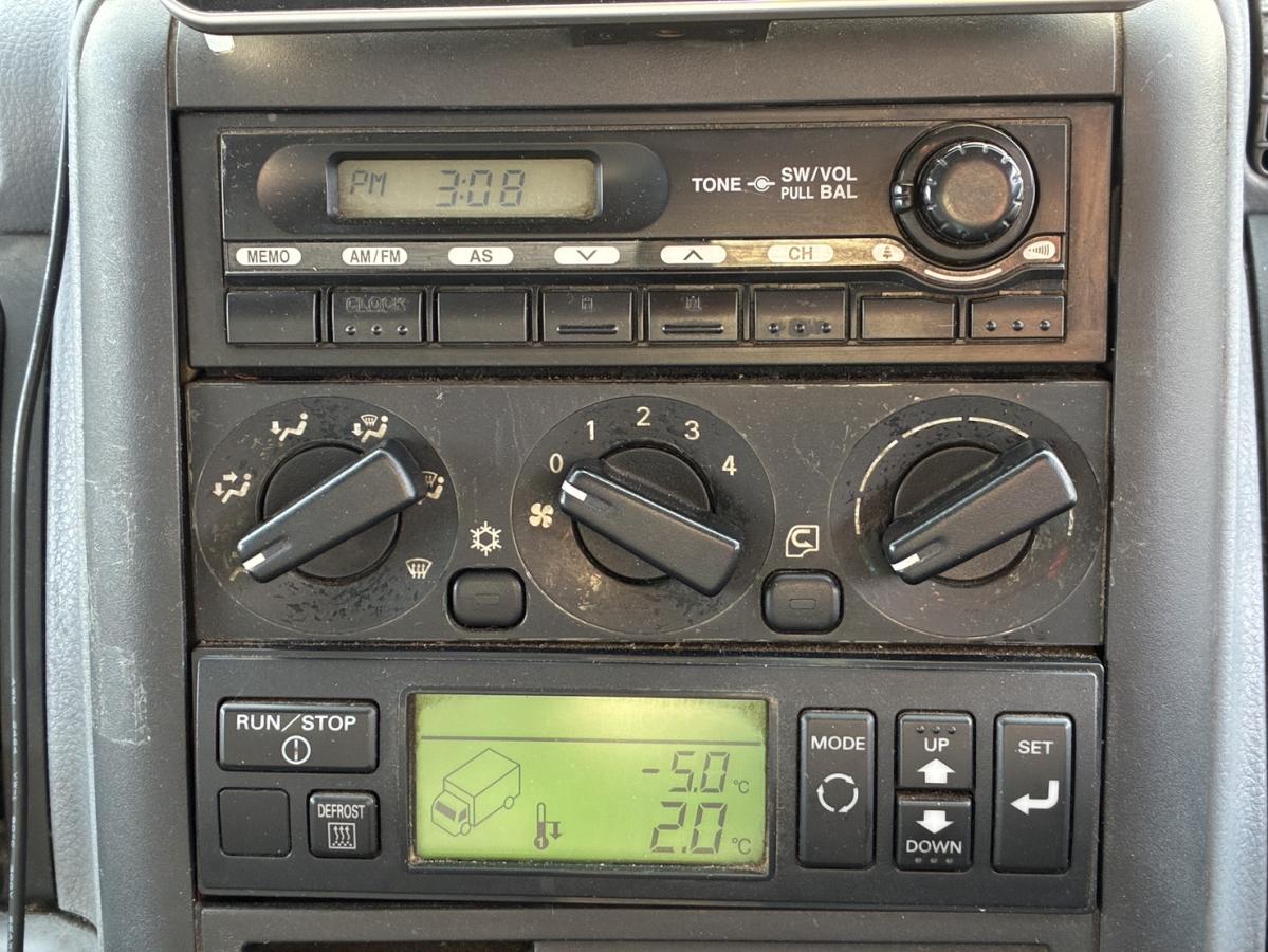 中古冷凍ウィング 三菱ふそう キャンター