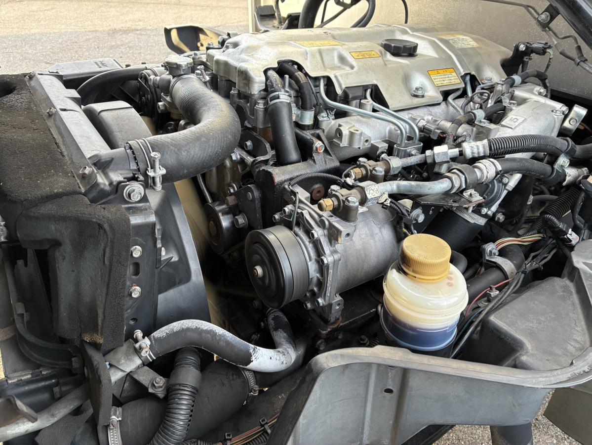 中古冷凍ウィング 三菱ふそう キャンター