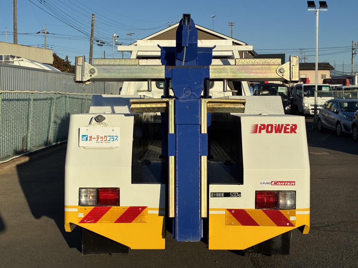 中古レッカー車 三菱ふそう キャンター