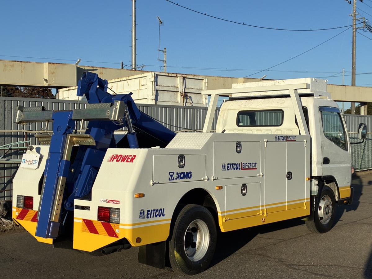 中古レッカー車 三菱ふそう キャンター