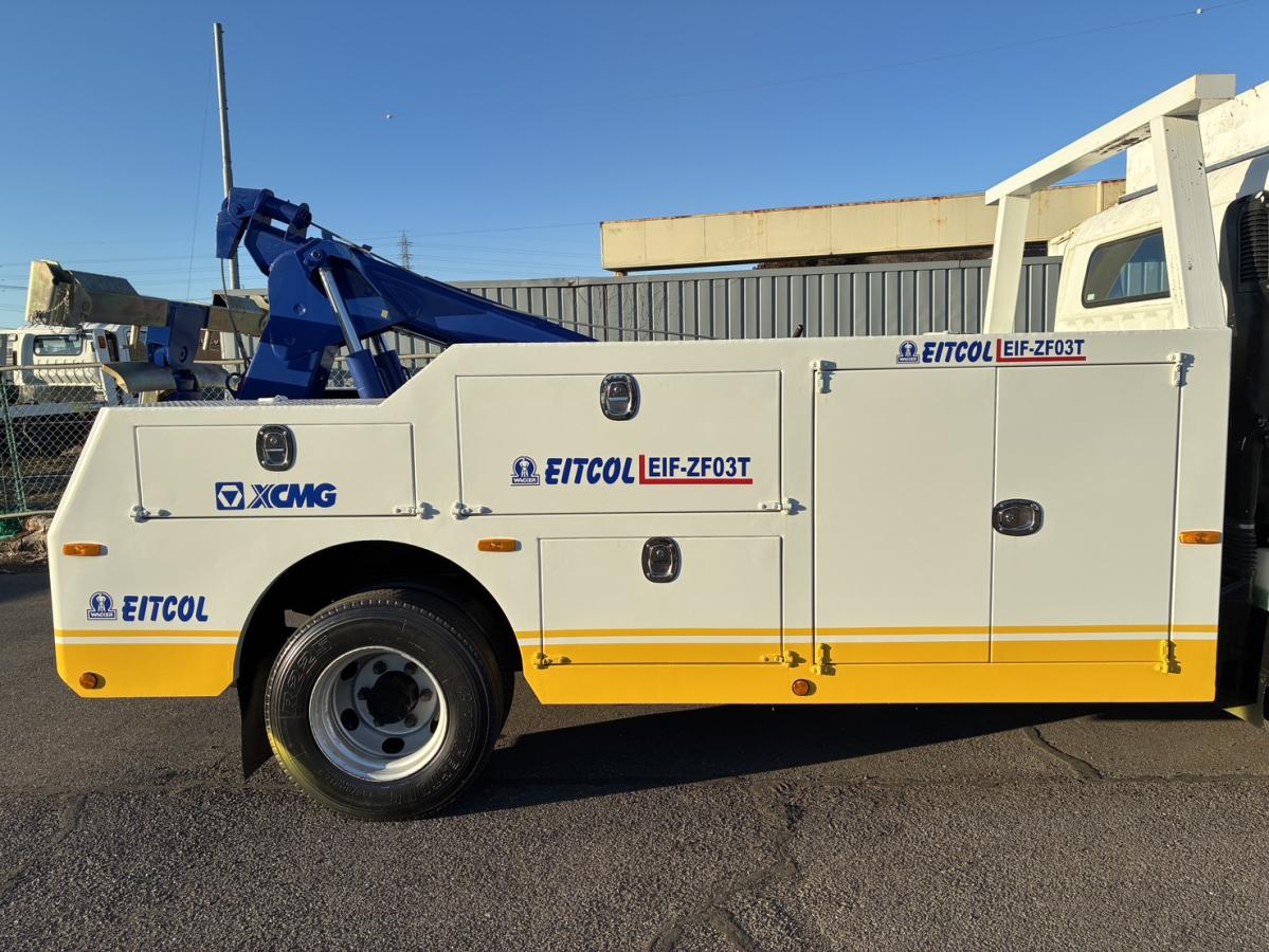 中古レッカー車 三菱ふそう キャンター