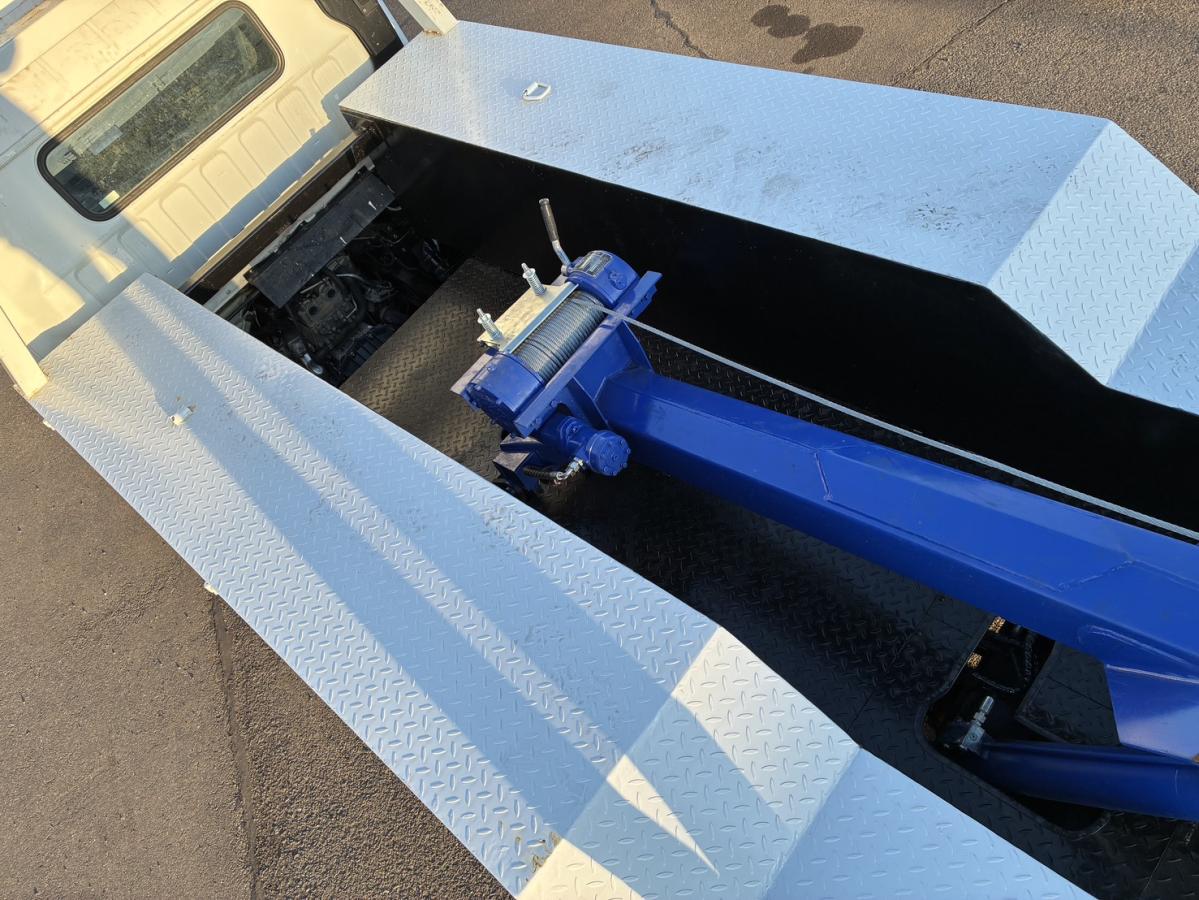 中古レッカー車 三菱ふそう キャンター