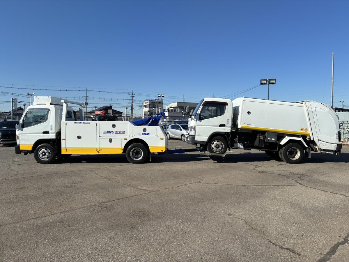 中古レッカー車 三菱ふそう キャンター