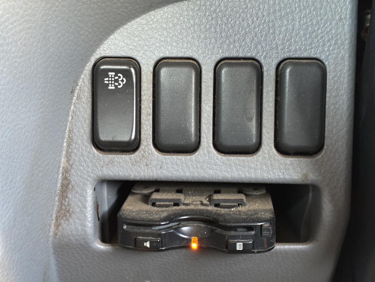 中古レッカー車 三菱ふそう キャンター