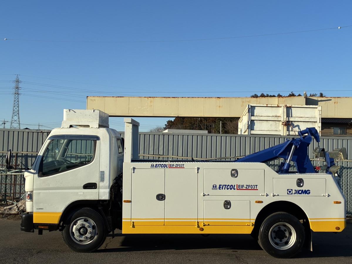 中古レッカー車 三菱ふそう キャンター