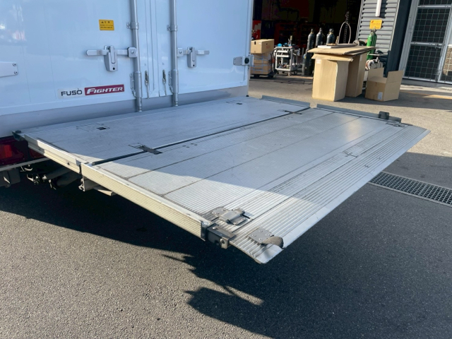 中古冷凍ウィング 三菱ふそう ファイター