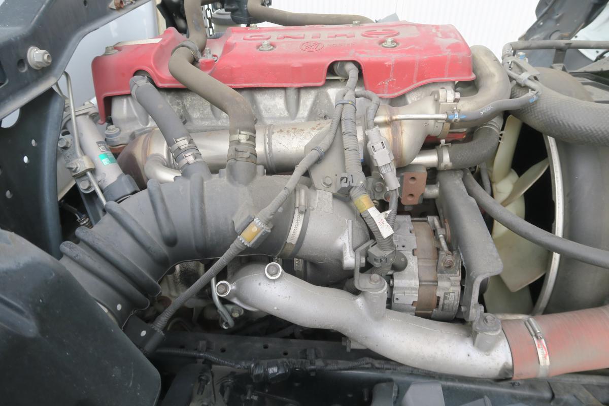 中古冷凍バン 日野 レンジャー