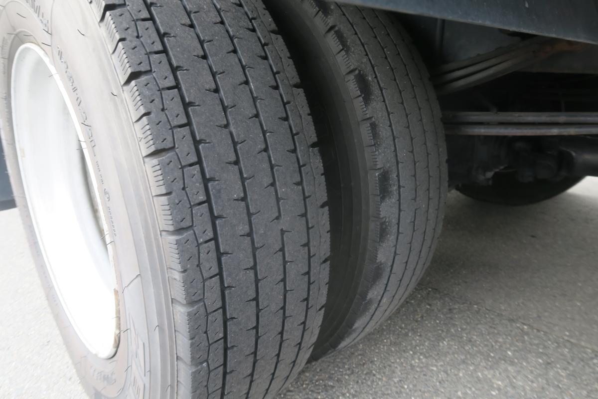 中古冷凍バン 日野 レンジャー