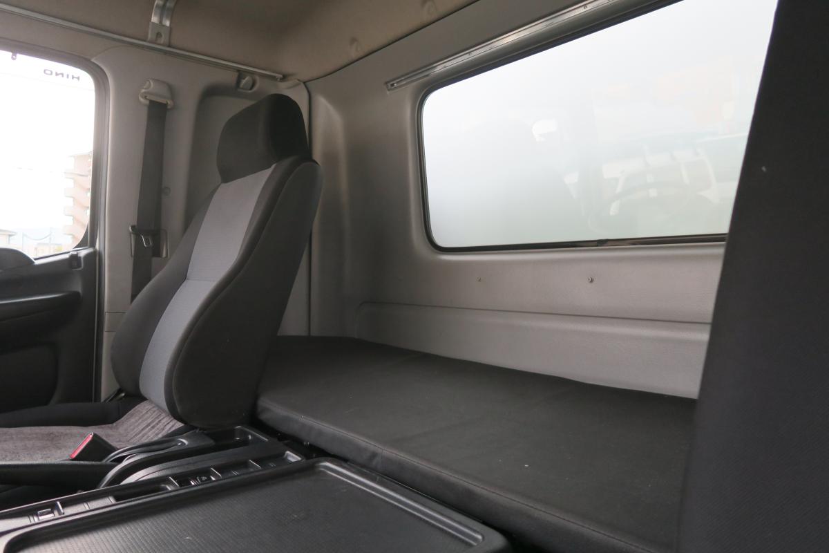 中古冷凍バン 日野 レンジャー