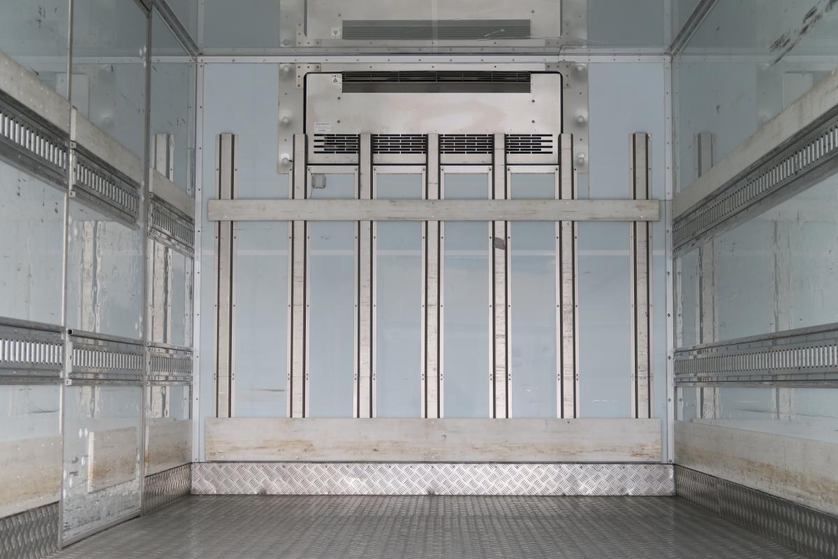 中古冷凍バン 日野 レンジャー