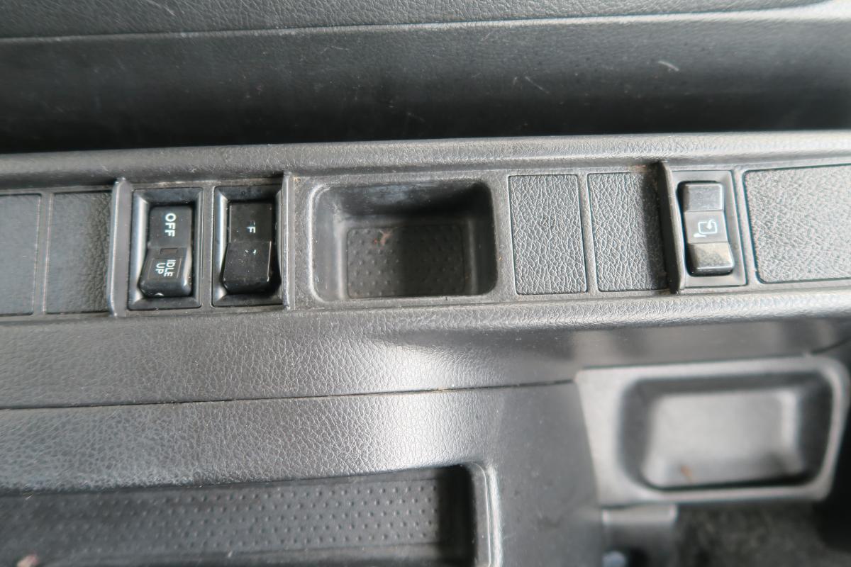 中古冷凍バン 日野 レンジャー