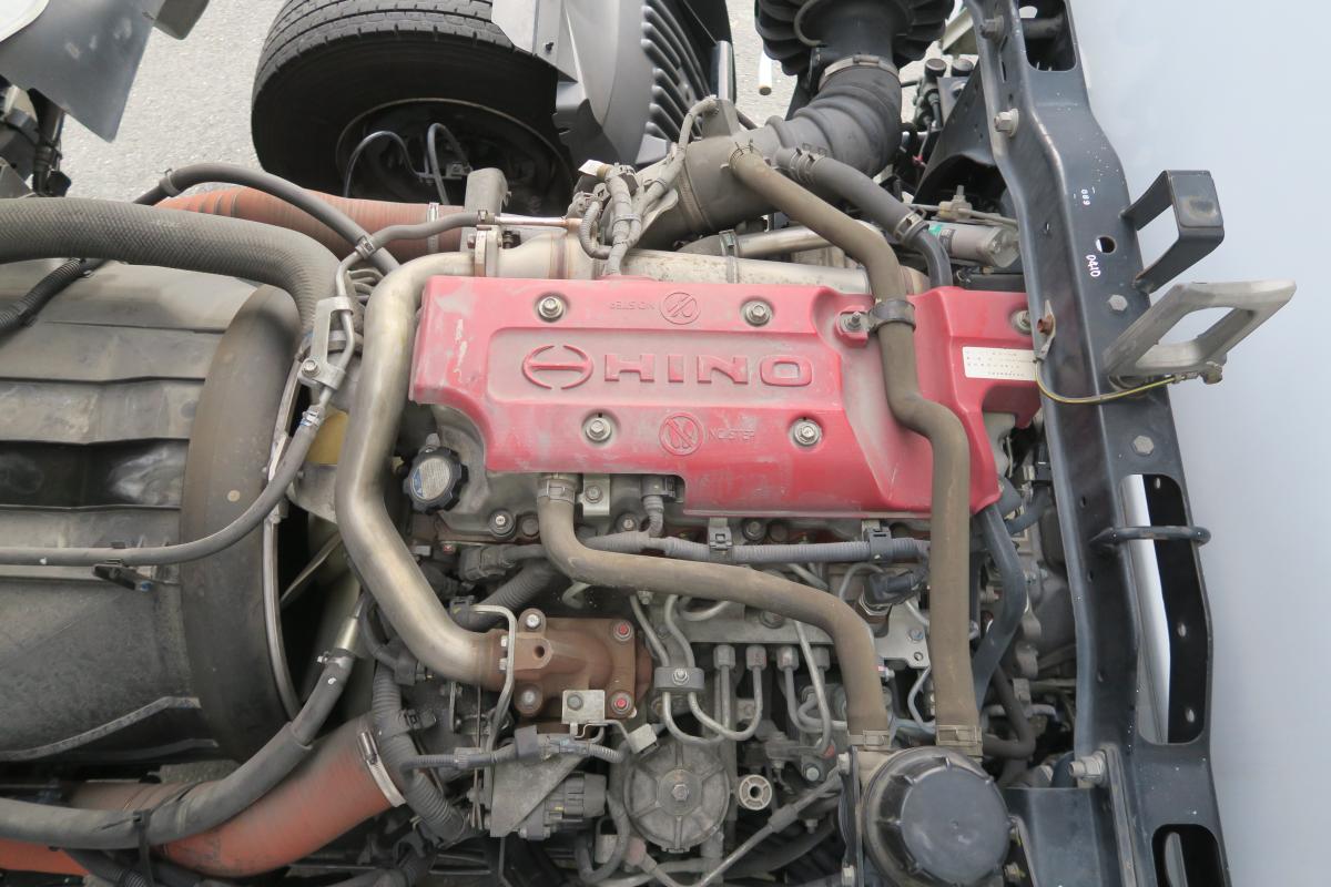 中古冷凍バン 日野 レンジャー