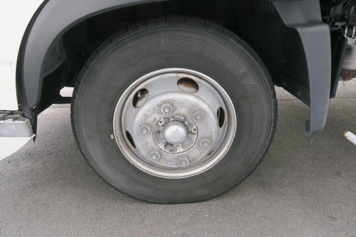 中古冷凍バン 日野 レンジャー