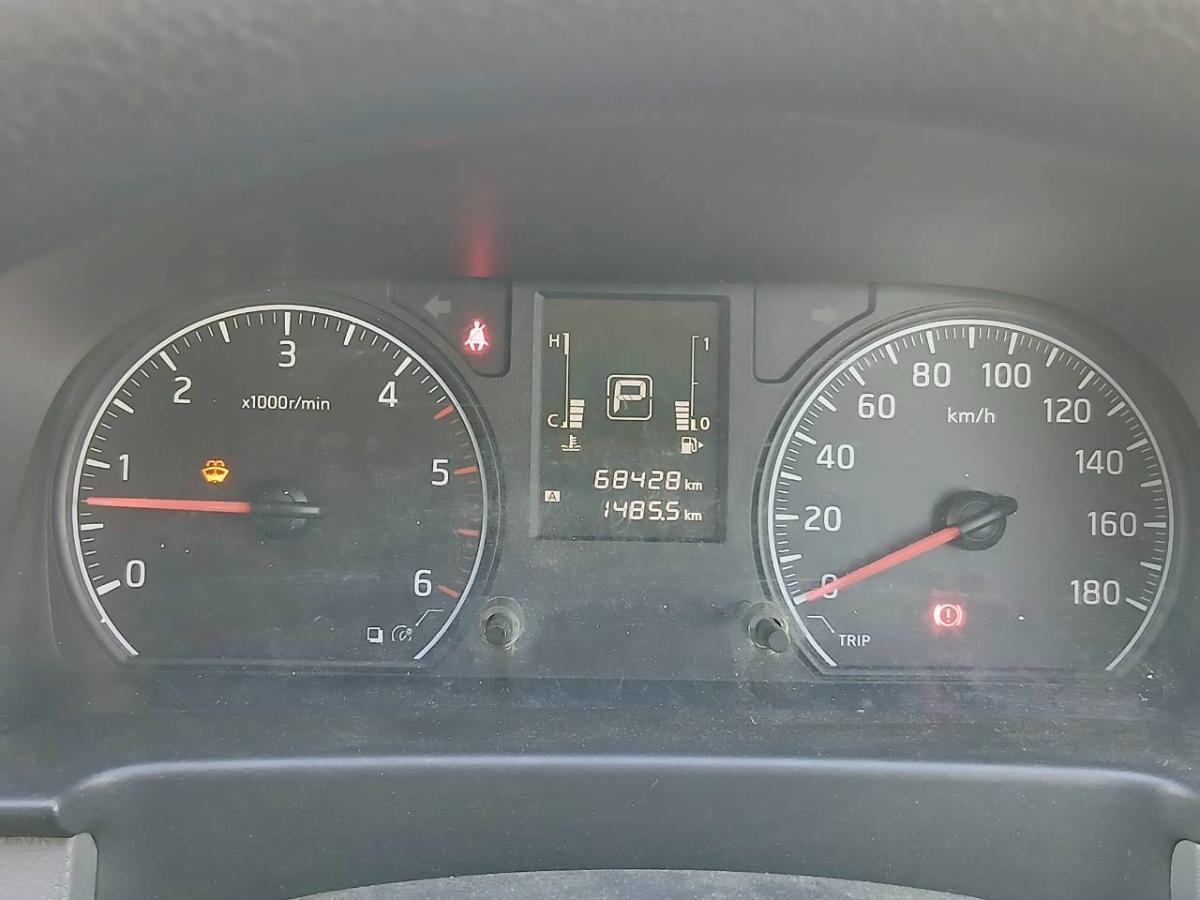 中古ルートバン いすゞ コモ