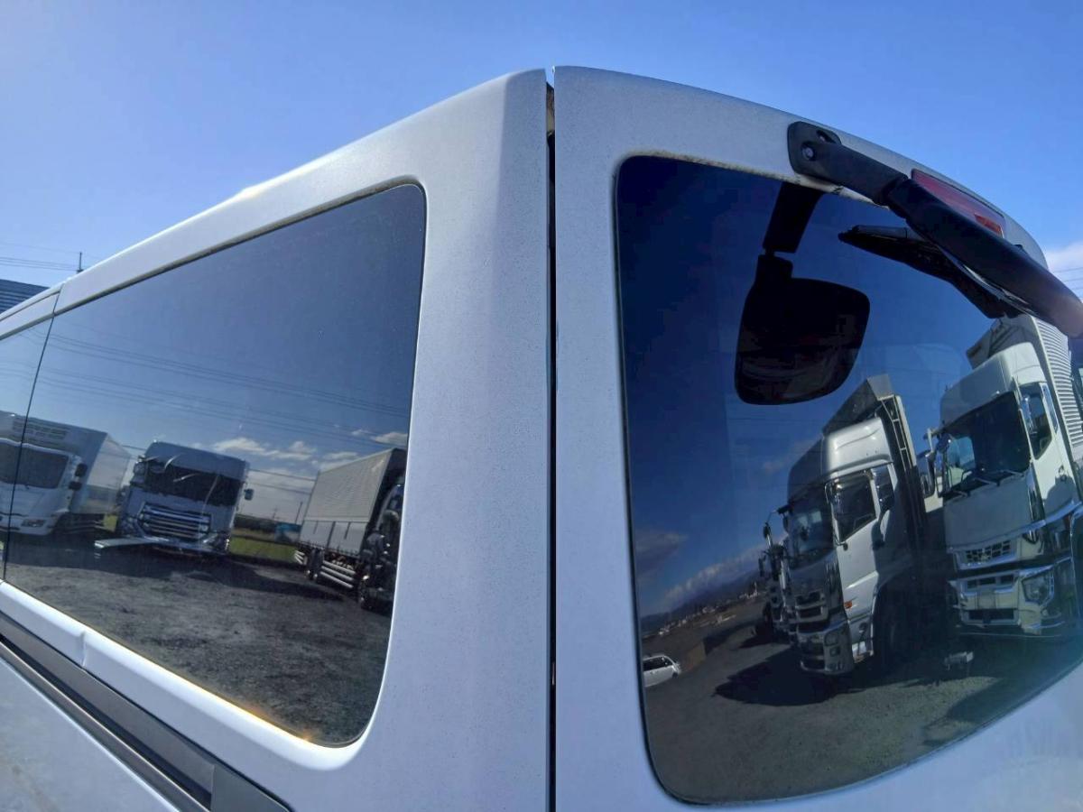 中古ルートバン いすゞ コモ