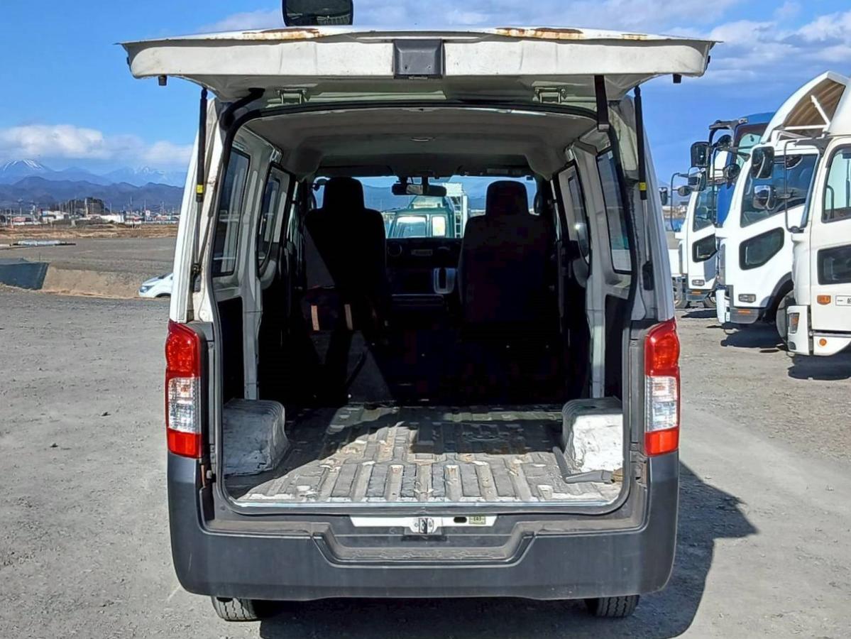 中古ルートバン いすゞ コモ