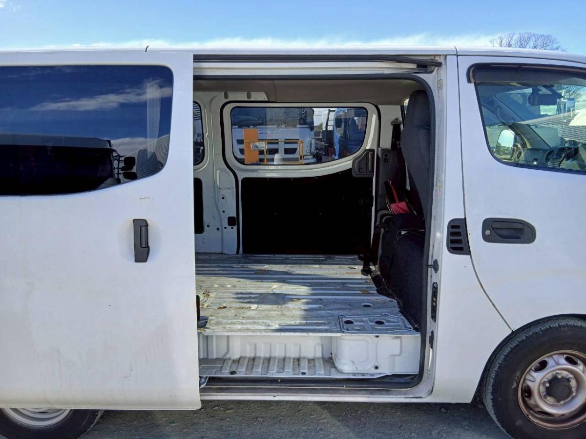 中古ルートバン いすゞ コモ