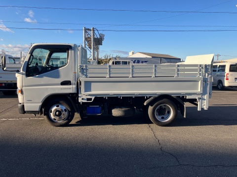 中古平ボディ 三菱ふそう キャンター